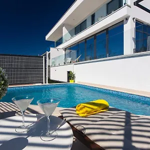 Benic Villa